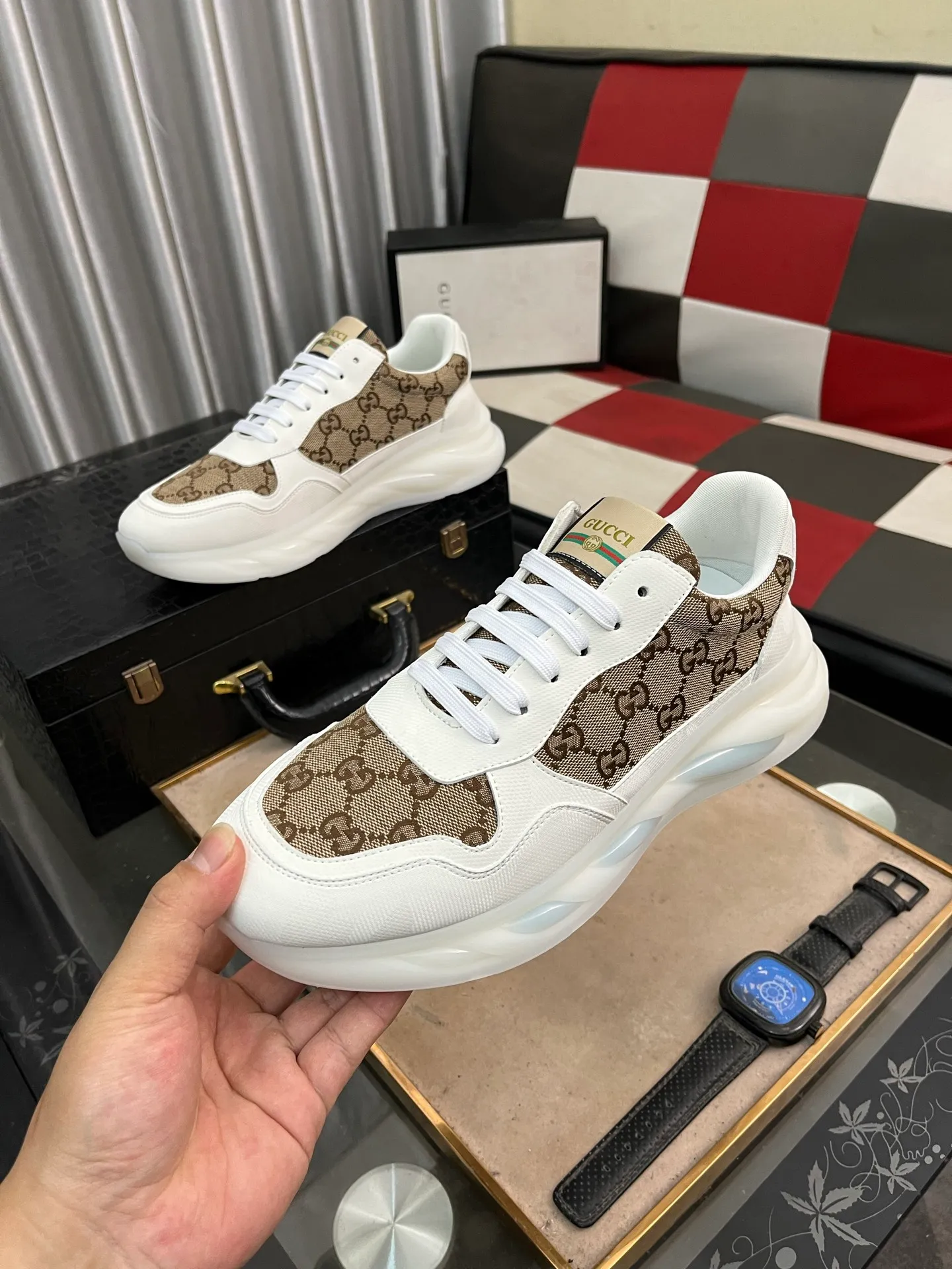 Men's shoes 💰440⌚️⌚️[GUCCI] The latest trendy men's casual shoes, the fabric is made of embossed cowhide imported from Italy, comfortable sheepskin lining + feet, the original outsole is wear-resistant and non-slip, high-level version, size: 38-442️⃣Colors available